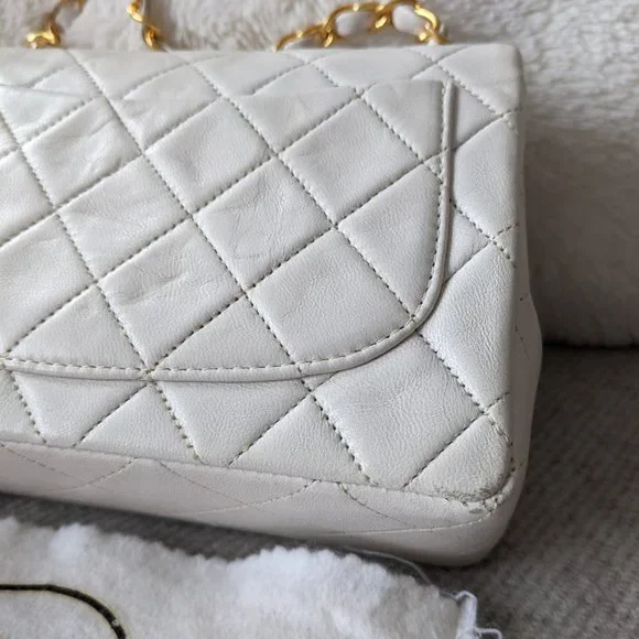 Chanel classic mini flap bag white and gold - Picture 4 of 12